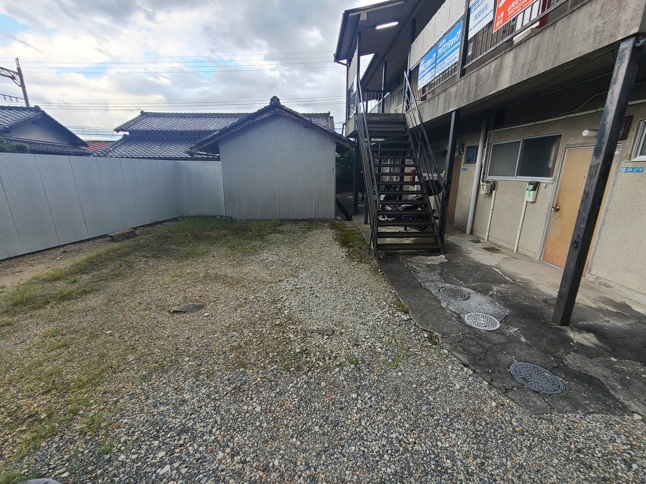杉ノ荘の駐車場