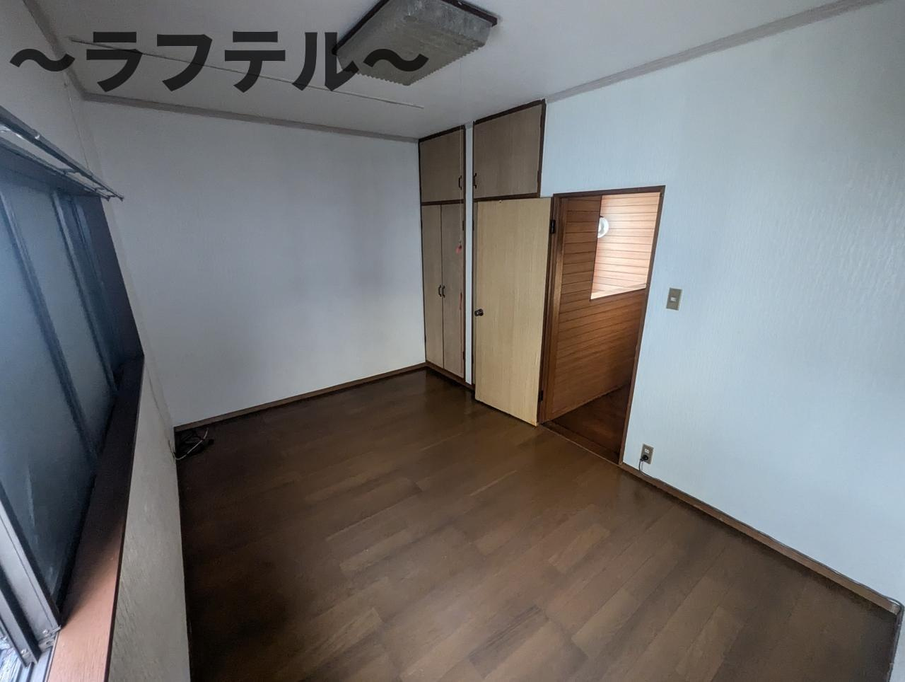 西所沢一丁目貸家の洋室