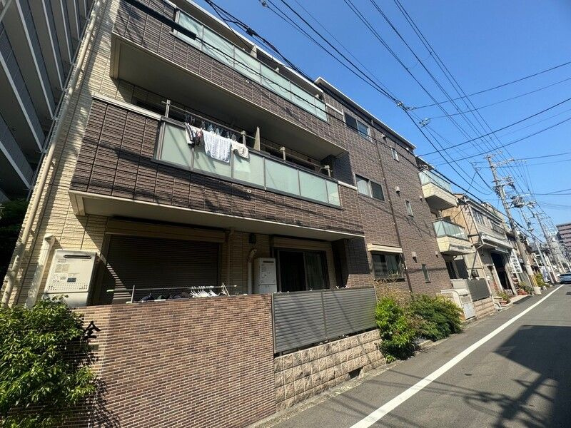 コル・デ・ソル杭全の外観