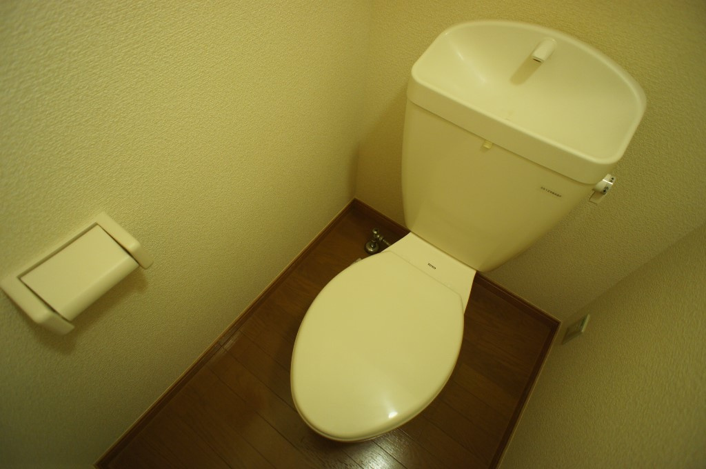 レオパレスセドナのトイレ