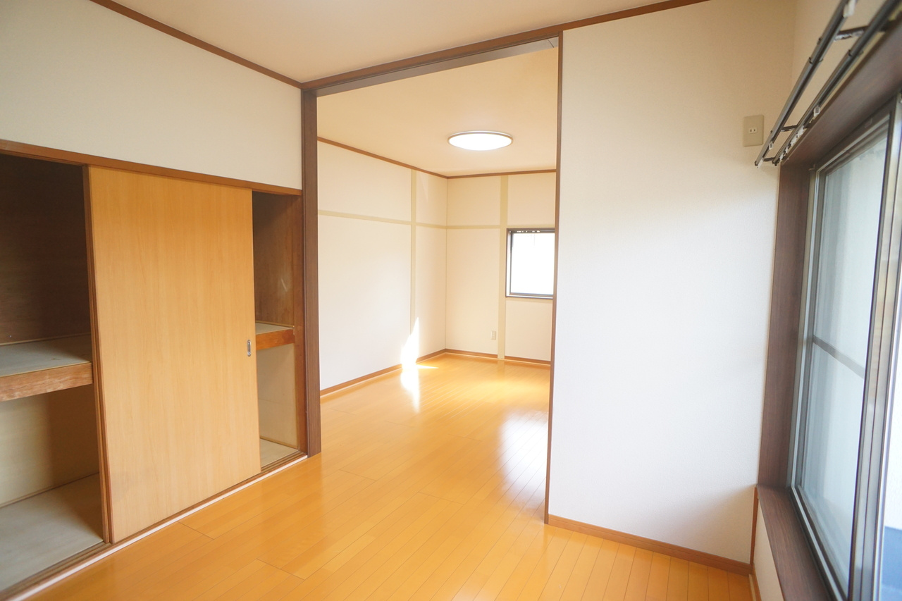 河合町穴闇戸建の内装