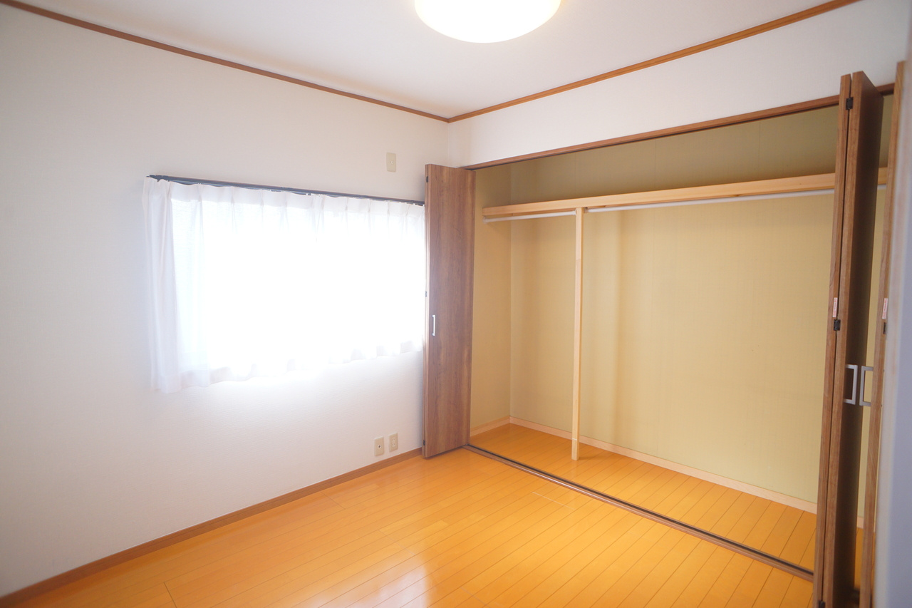 河合町穴闇戸建の居間・リビング