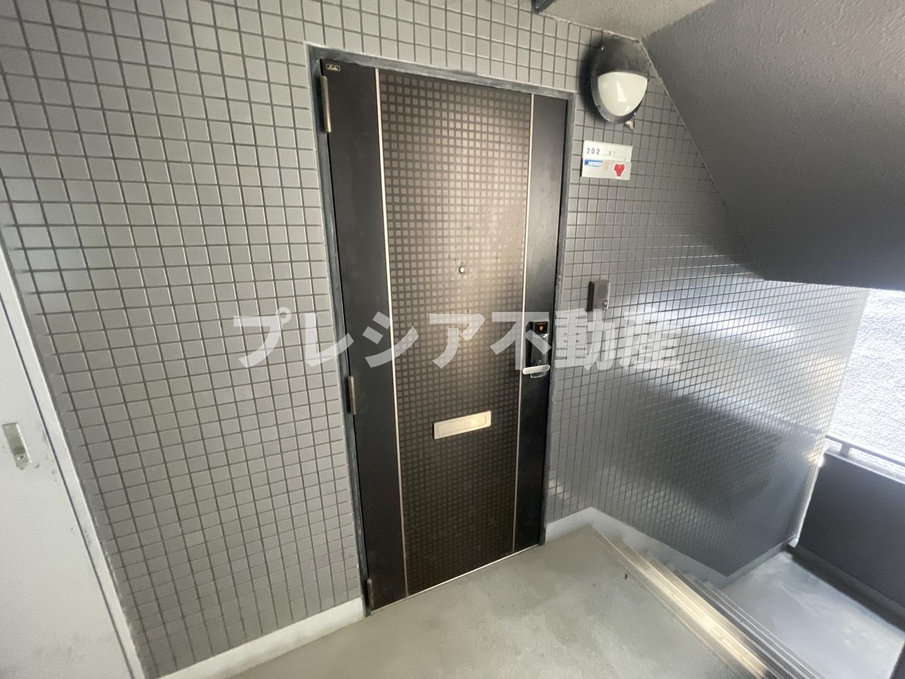 ベル甲子園口IIIの玄関