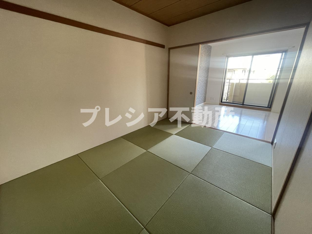 甲子園四番町ハイツの和室