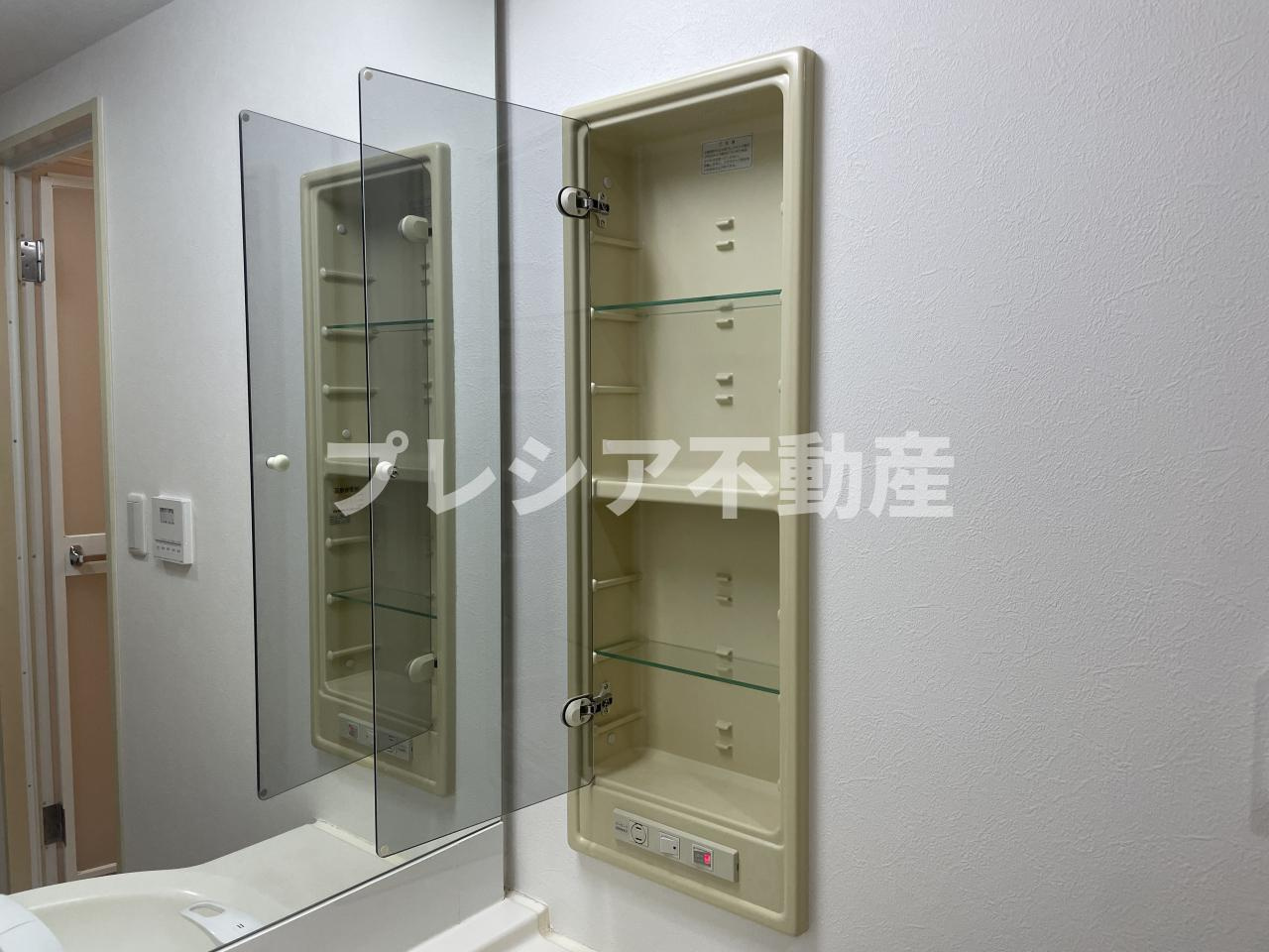 甲子園四番町ハイツの収納