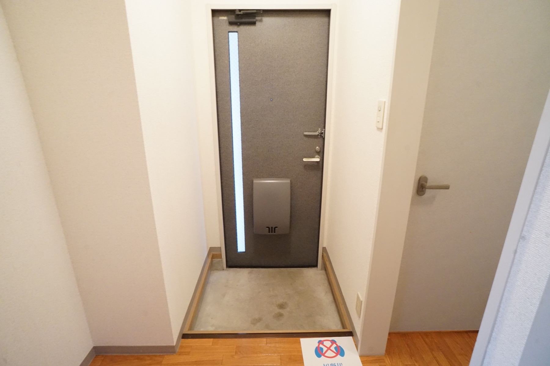 コスモス結崎　Ａの玄関