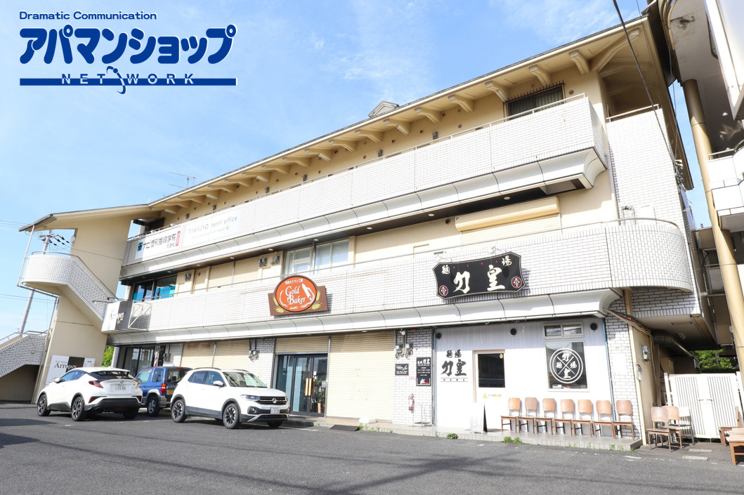 通眞ヨシエプラザの外観