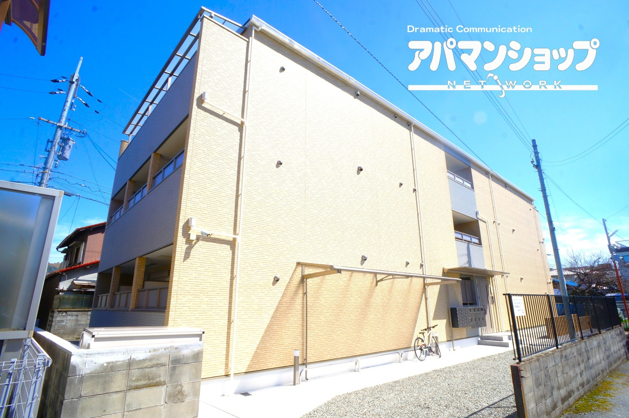 クレアール法蓮町の外観