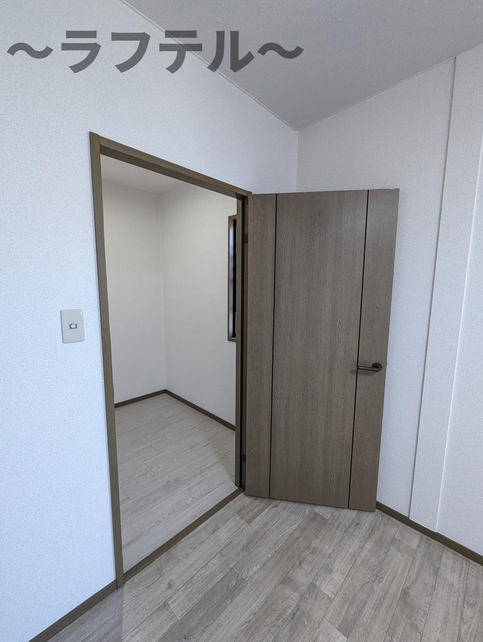 所沢市中富南２丁目のテラスの収納|別部屋イメージ写真