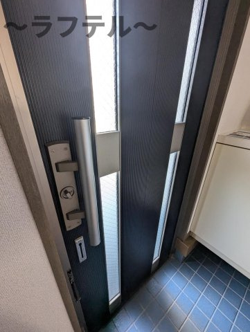 所沢市中富南２丁目のテラスの玄関|別部屋イメージ写真