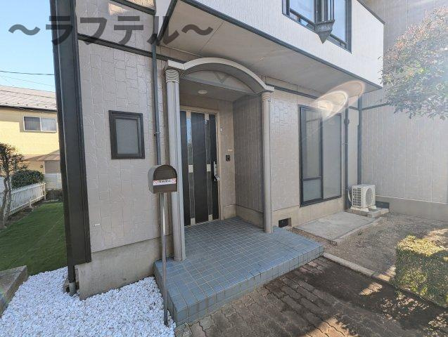 所沢市中富南２丁目のテラスのエントランス