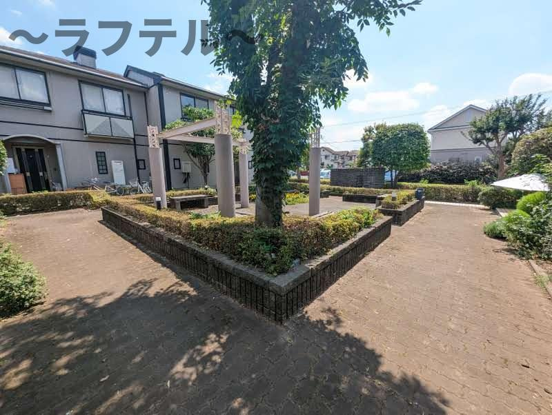 所沢市中富南２丁目のテラスの周辺