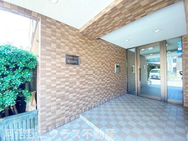 フロレスコ昭和町のエントランス