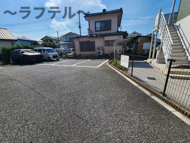 グリーンハイツ田中Ⅱの駐車場