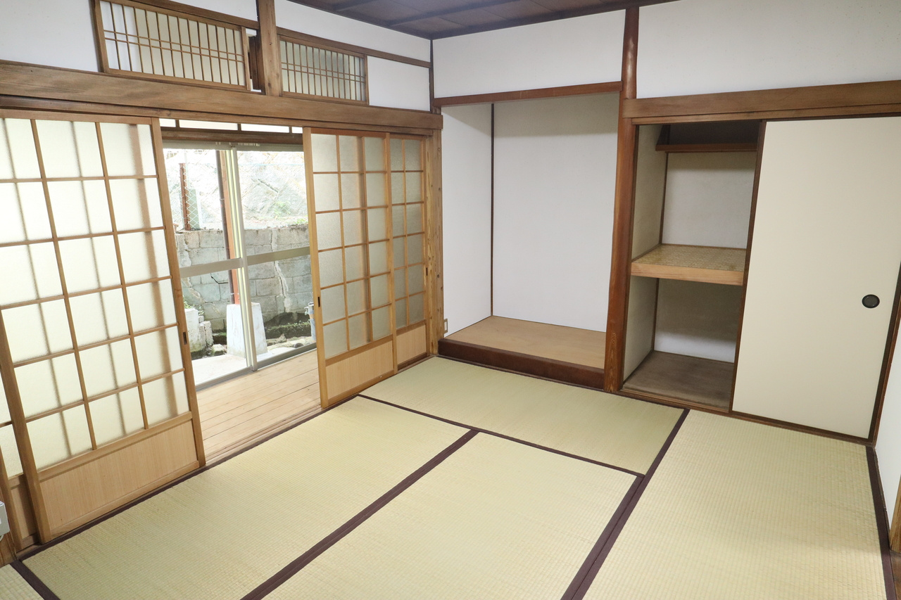 北新町貸家の和室