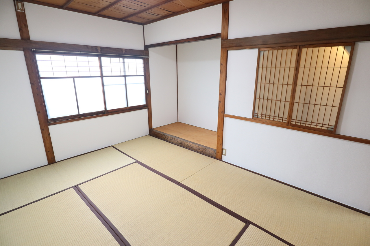 北新町貸家の和室
