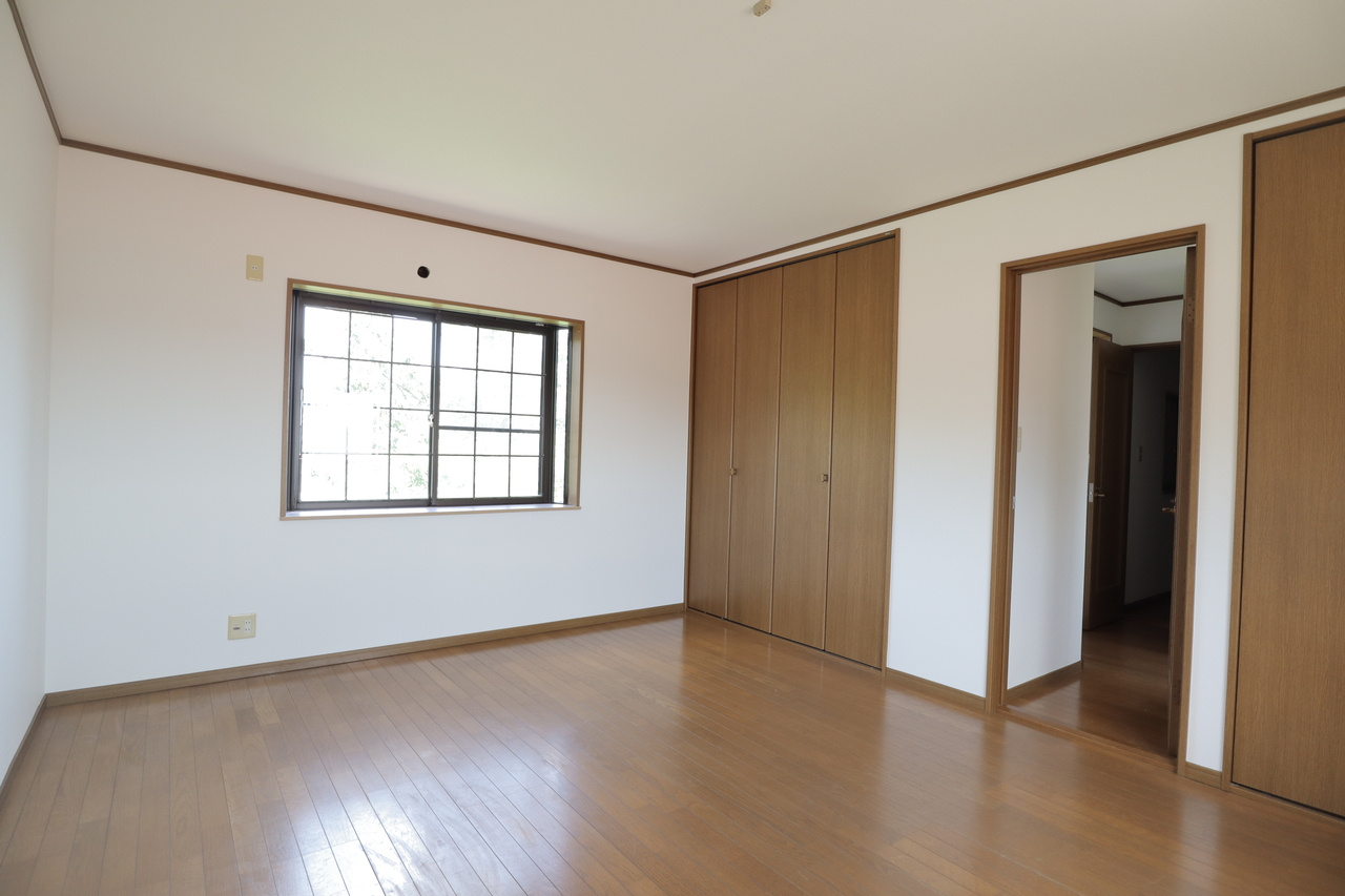 北新町戸建の居間・リビング