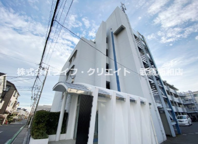 西浦和ガーデンの外観