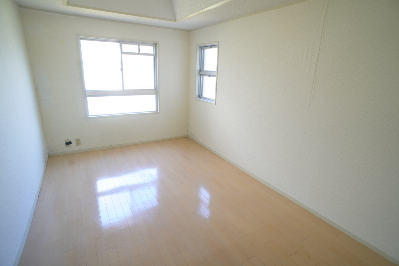 新大宮ハイタウンＣ棟の洋室