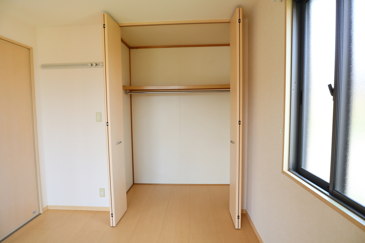 リビングタウン高山台Ｂの収納