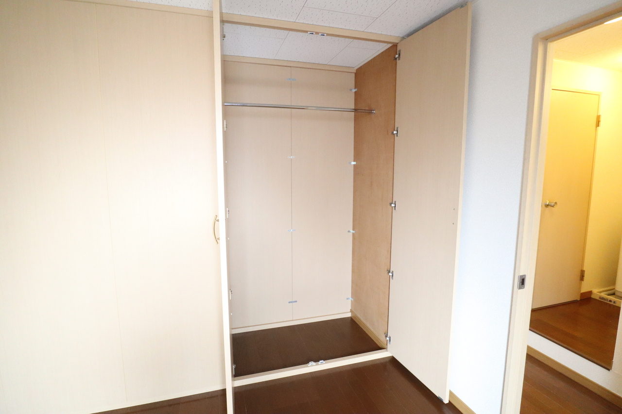 レオパレス浪漫（ロマン）の収納