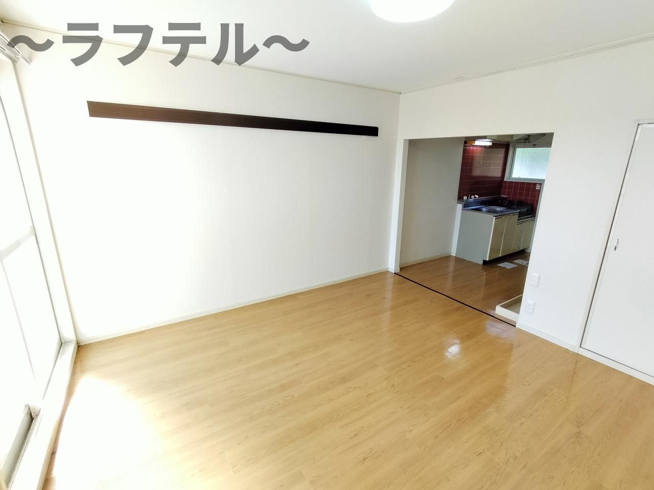 リバーサイドハイツC棟の洋室