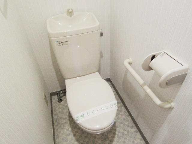 ブルールイイヅカのトイレ|別室参考写真です。
