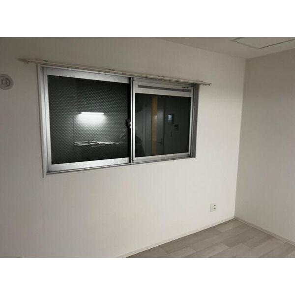 EDIFICE長居の洋室