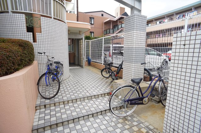 シティパレス三条大宮Ｐ２の駐車場