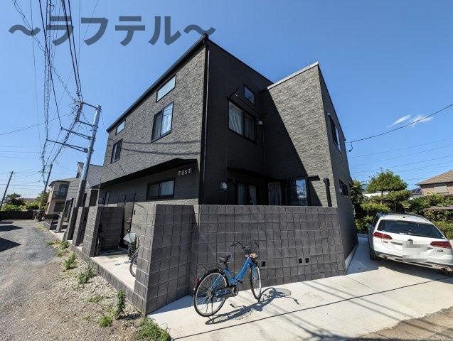 mesm(メズム)の外観|1Fフローリング、2F以上はカーペット仕様