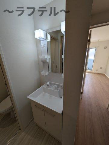 キャメル所沢青葉台の独立洗面台|別号室イメージ写真