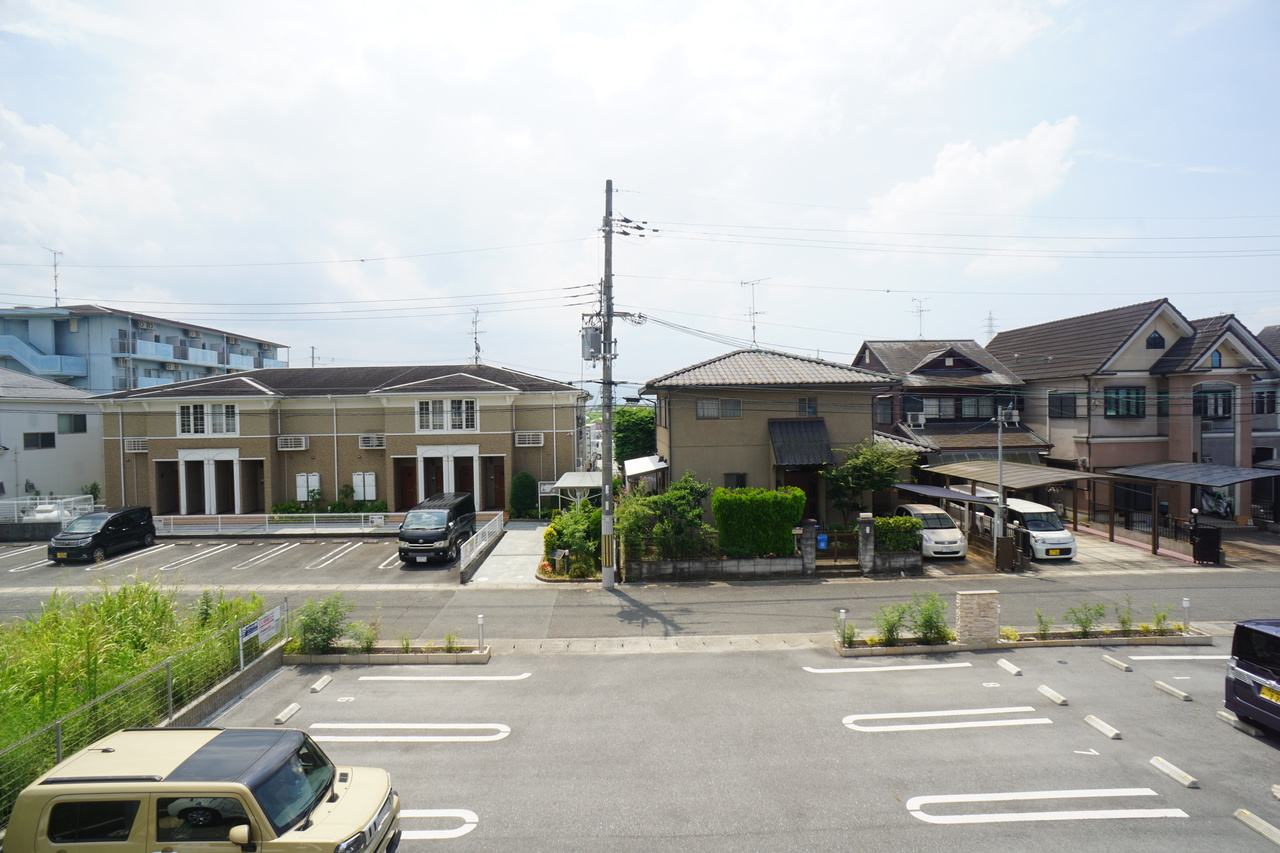 サンモール長柄の駐車場