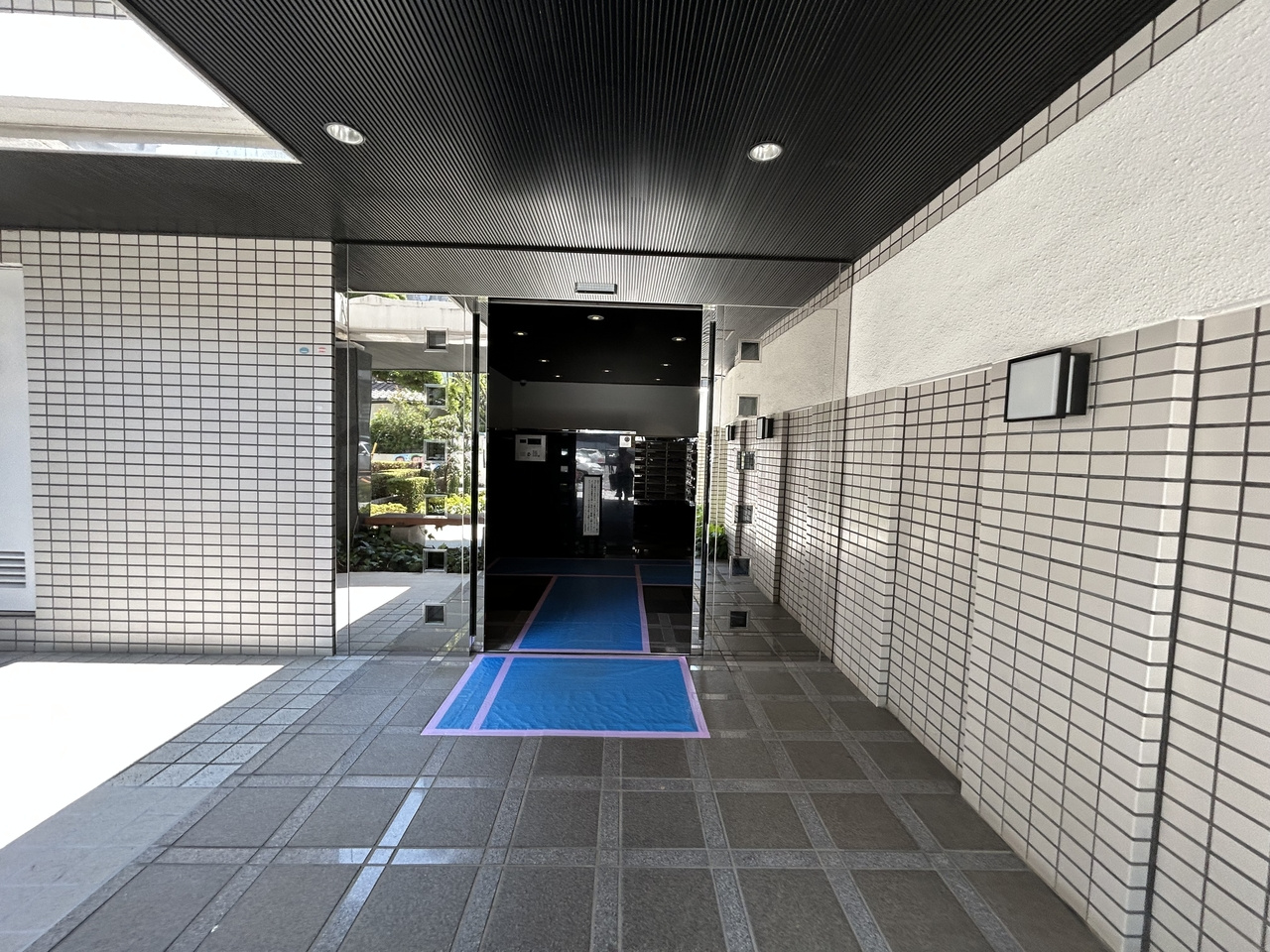 ライオンズシティ川口のエントランス