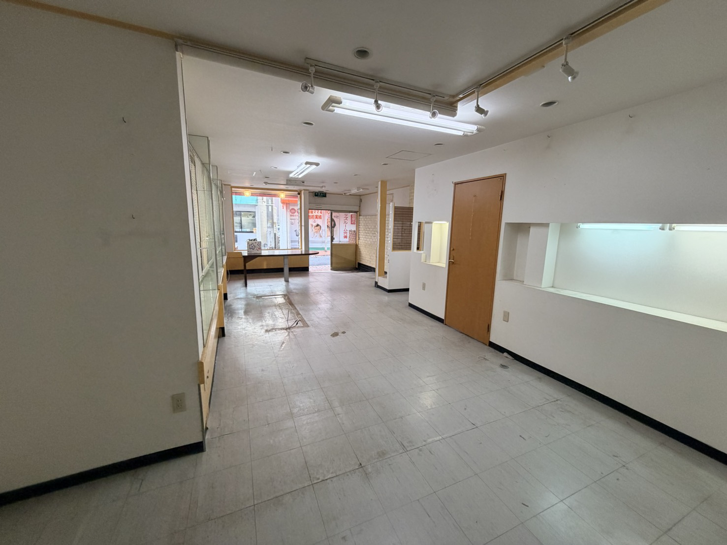 千里丘１丁目店舗の内装