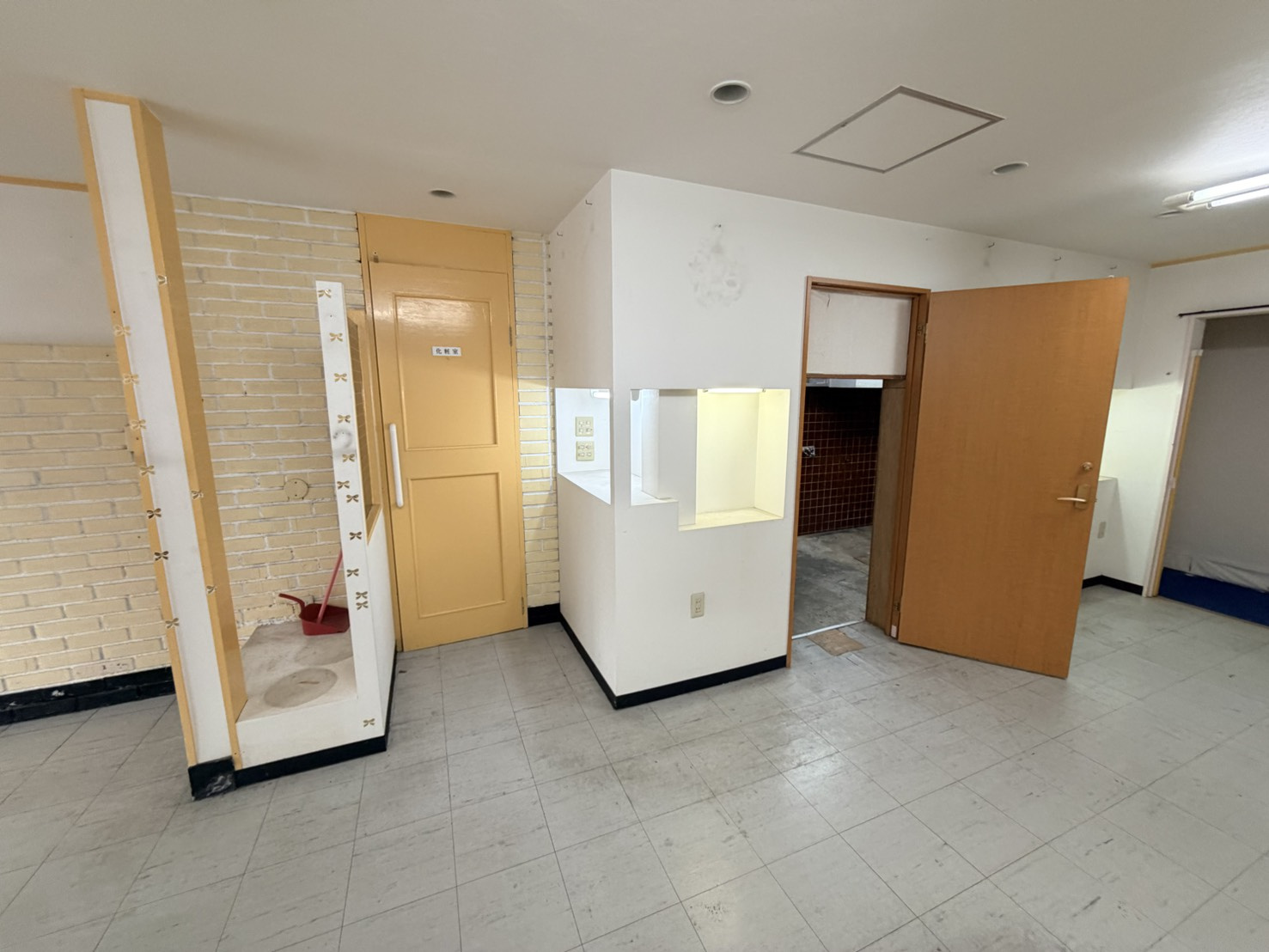 千里丘１丁目店舗の内装