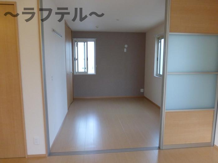 グラウクス　Bの洋室