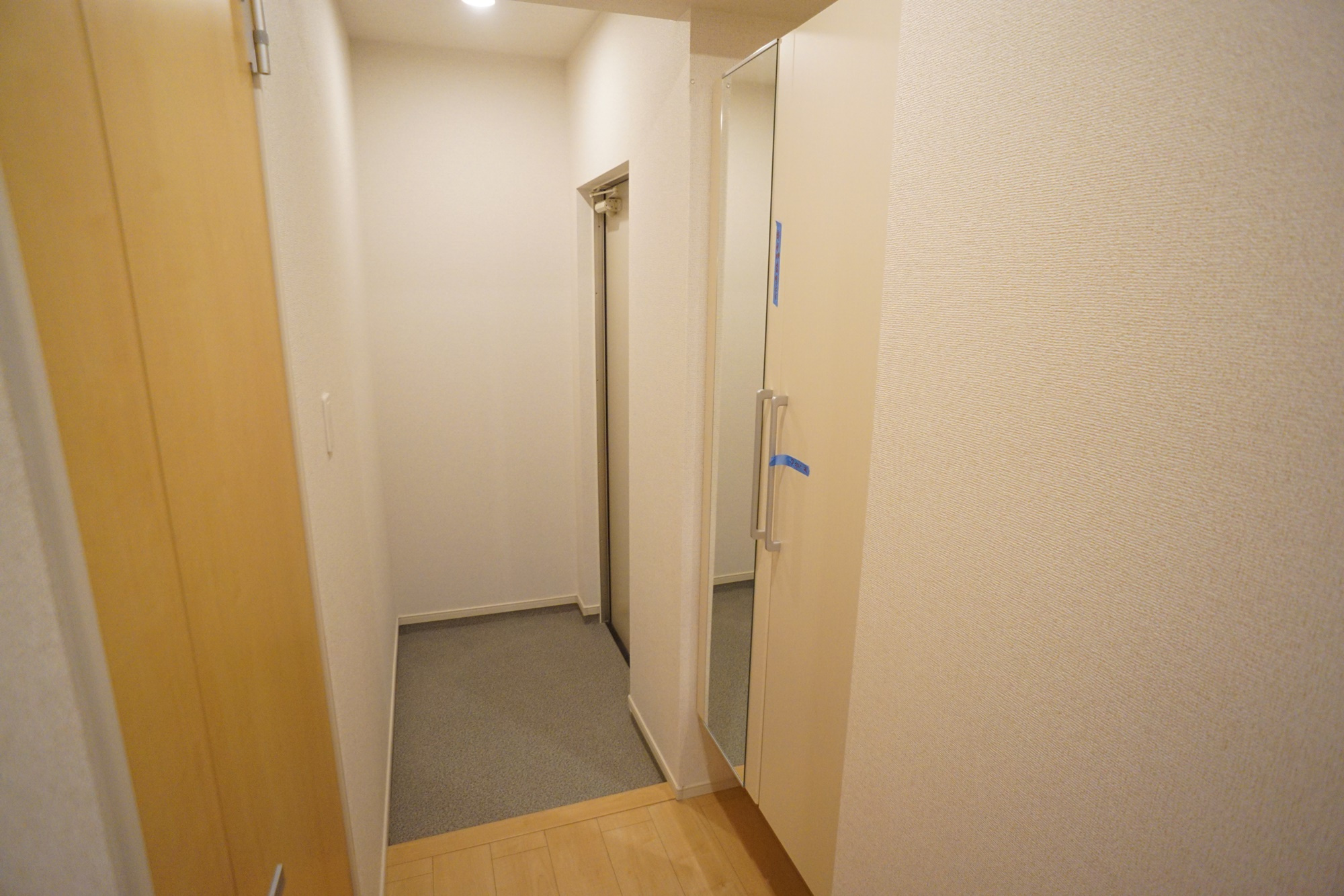 アメニティプラザ朱雀の玄関
