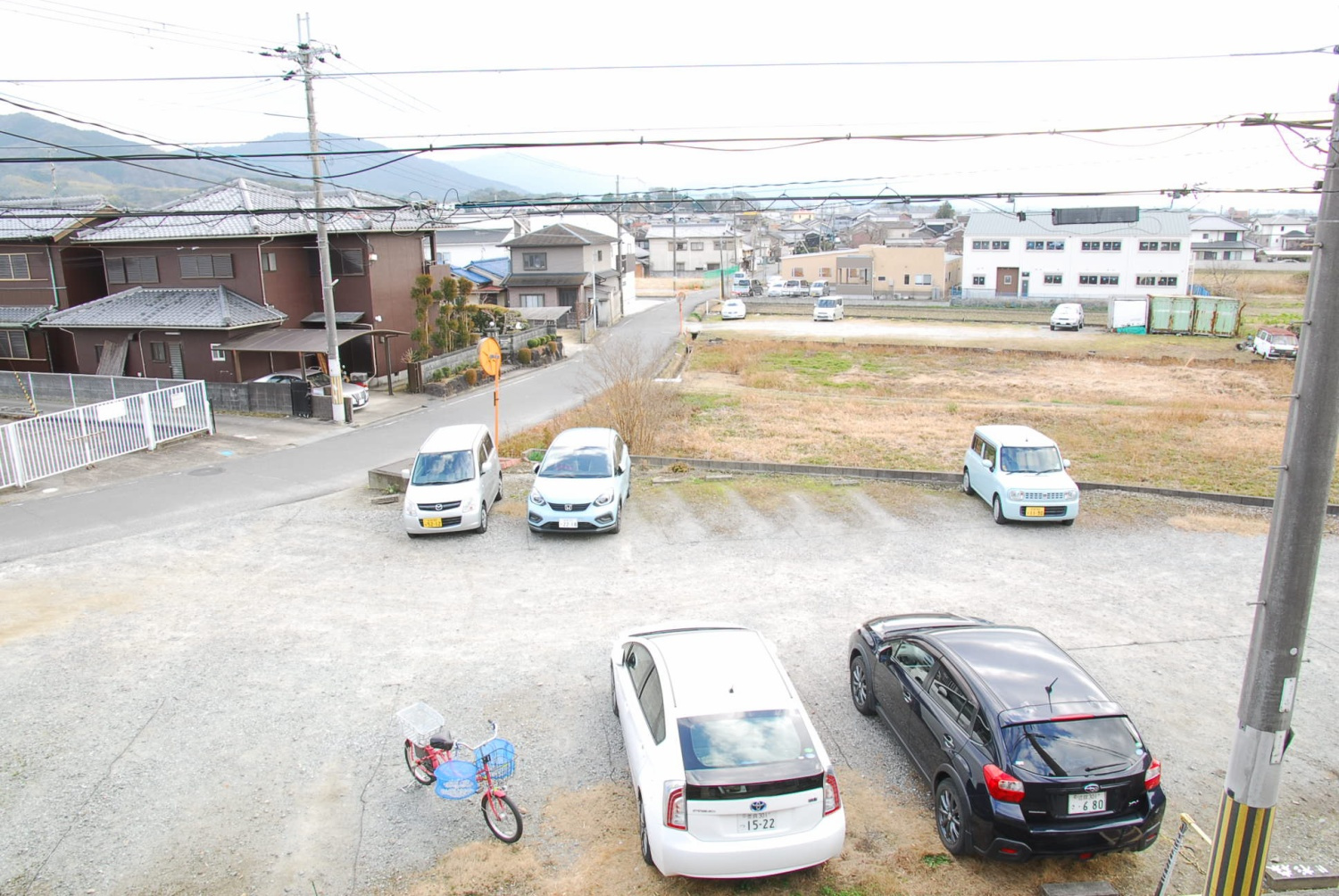 成願寺町戸建の駐車場