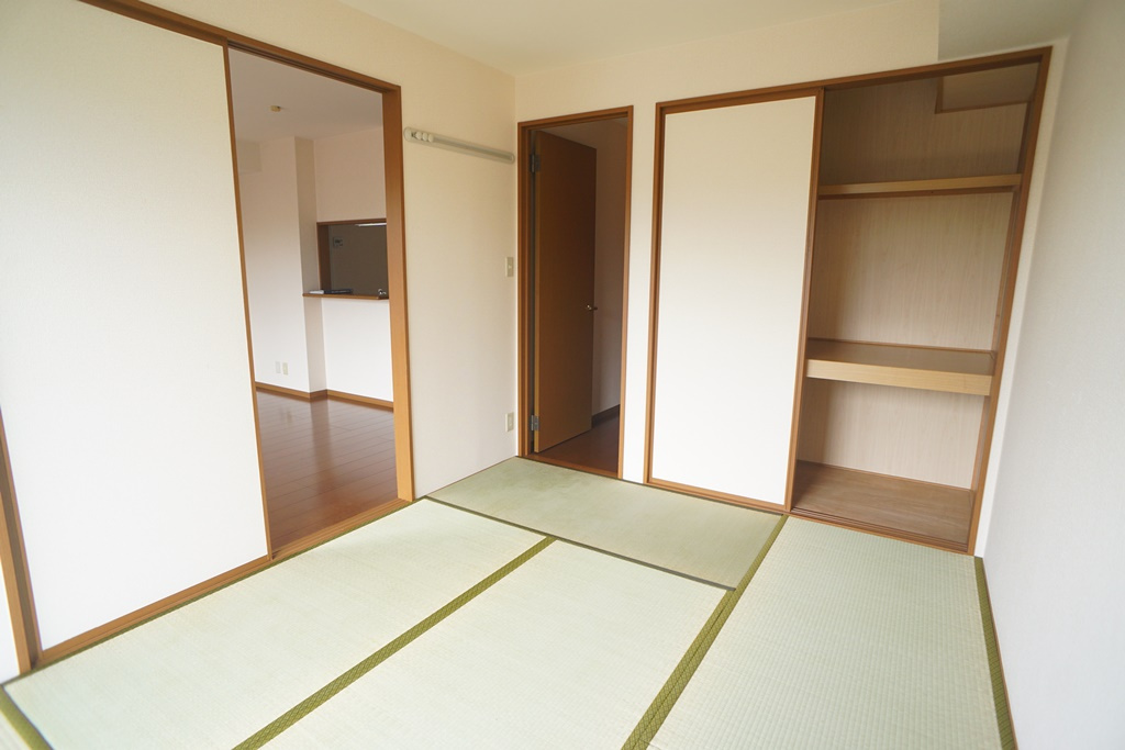 グリーンヴィレッジあいＢ棟の和室