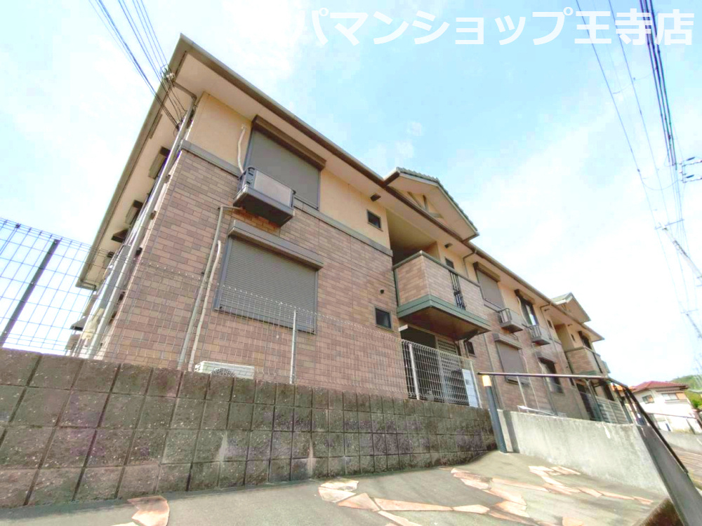 グリーンヴィレッジあいＢ棟の外観