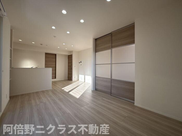 グランピース駒川の居間・リビング