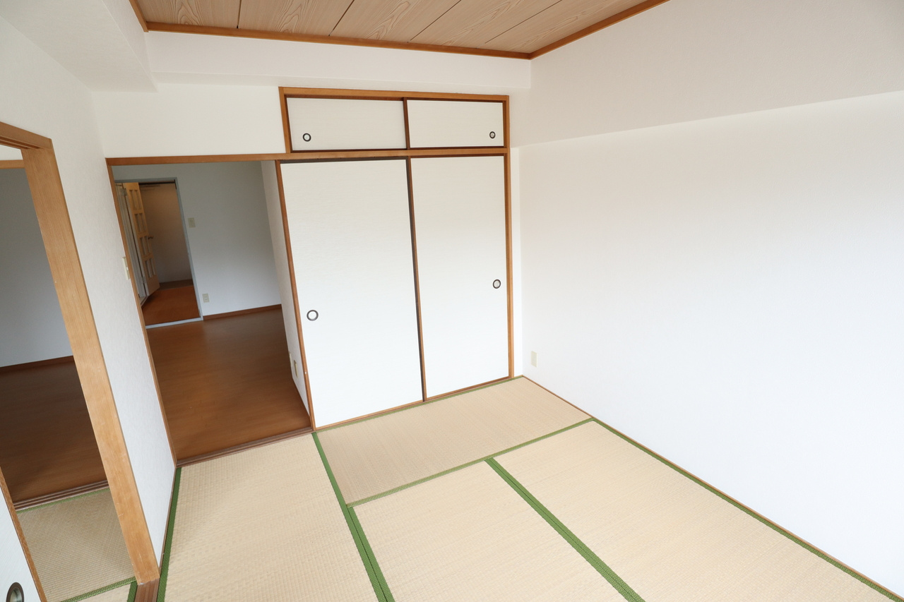 第６サンコウヒルズ西館の和室