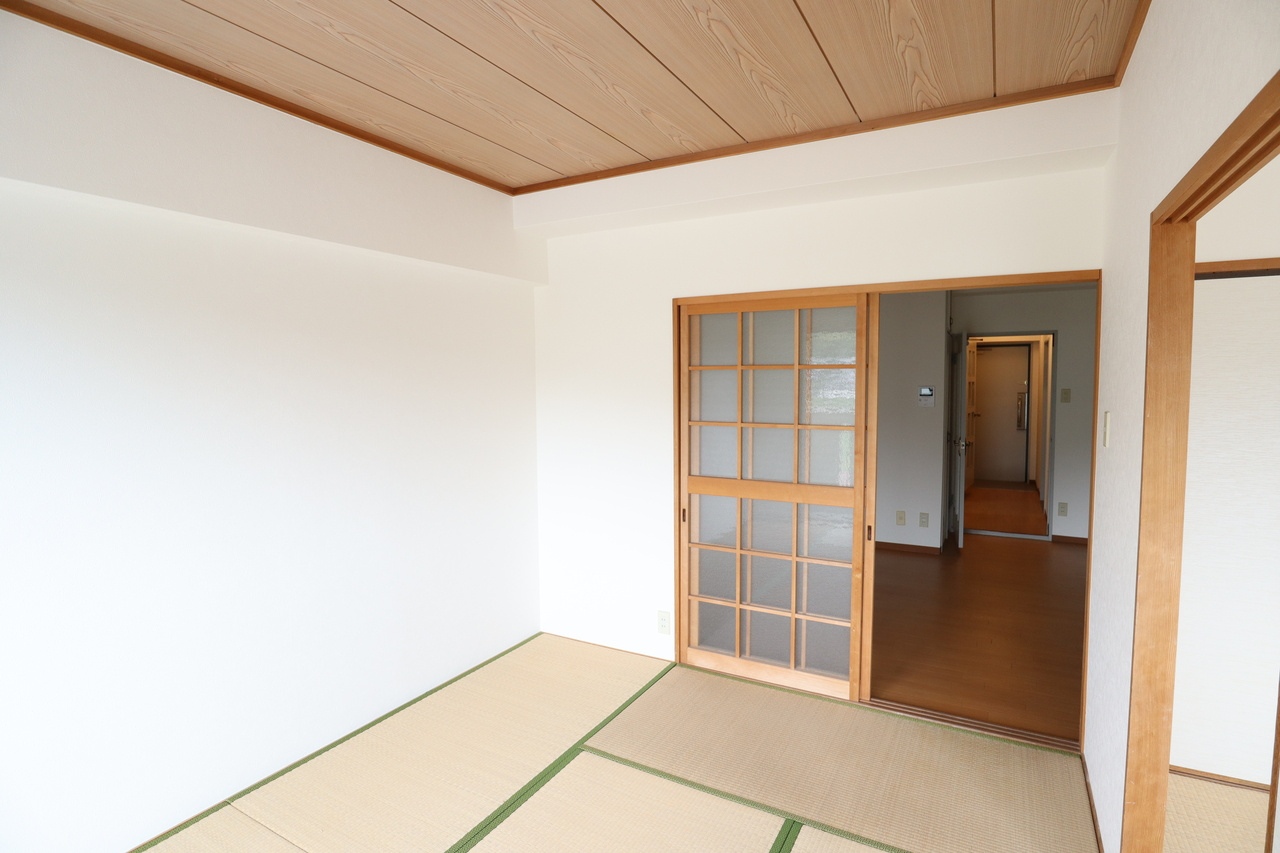 第６サンコウヒルズ西館の和室
