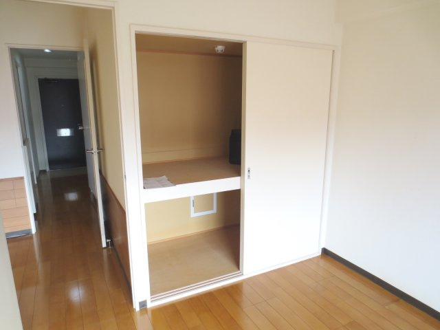 エスペランサ小池Ⅱの収納