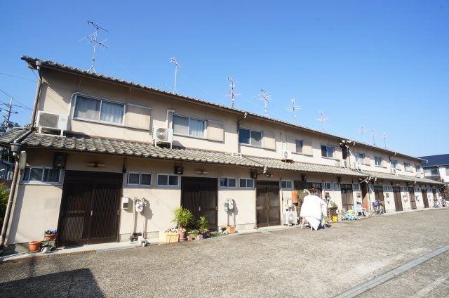 三本木住宅 の駐車場