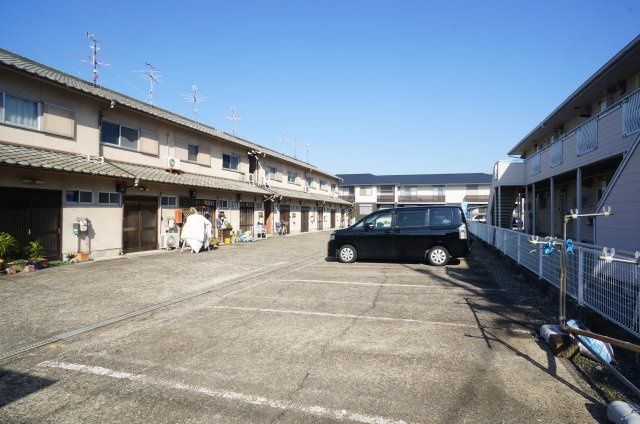 三本木住宅 の駐車場