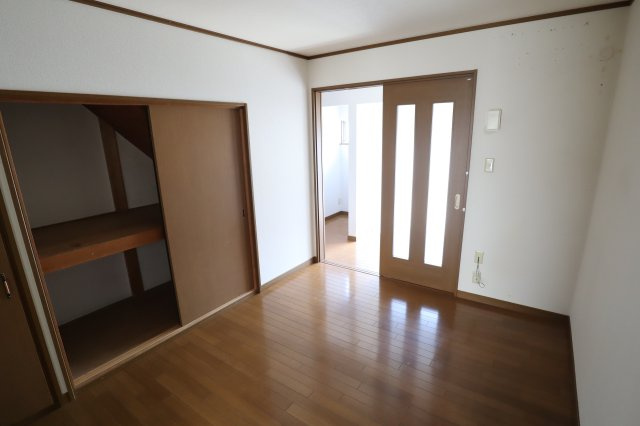三本木住宅 の居間・リビング
