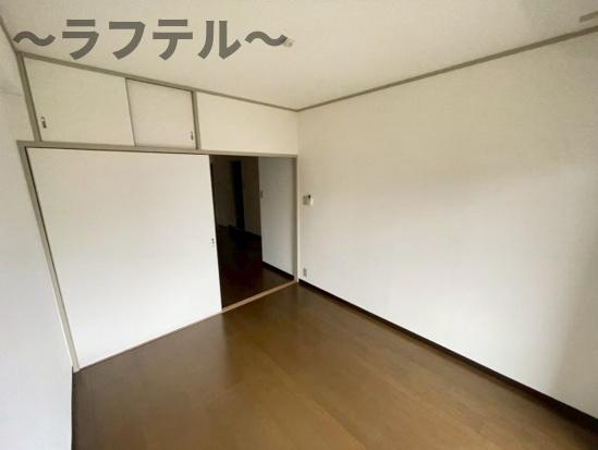 グランレジデンス入間の洋室