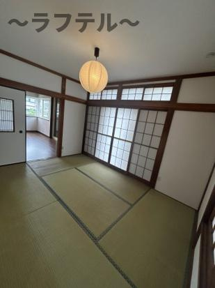 パレOY小谷田の和室