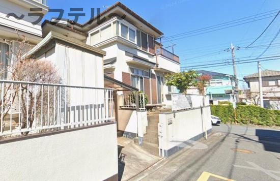 パレOY小谷田の外観